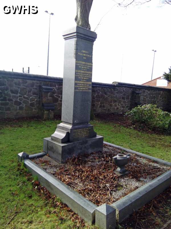 31-138 Grave of Thomas Carmichael 1910 Wigston Cemetery