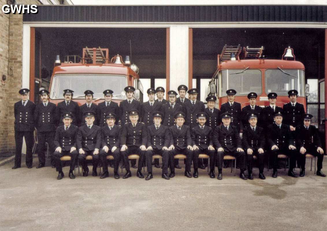 32-453 Wigston Fire Station Bull Head Street Wigston Magna late 1970's