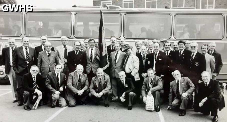 32-578 The Legion in Wigston Magna on 1st April 1983 WIGSTON BRITISH LEGION members off to the Albert Hall London