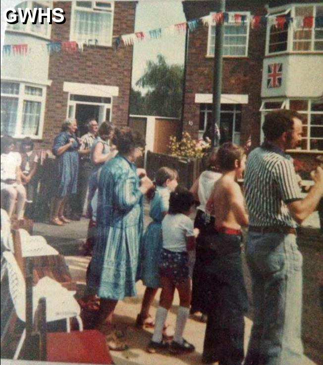 34-553 Kew Drive Wigston Magna street party for Charles and Diana's wedding in 1981