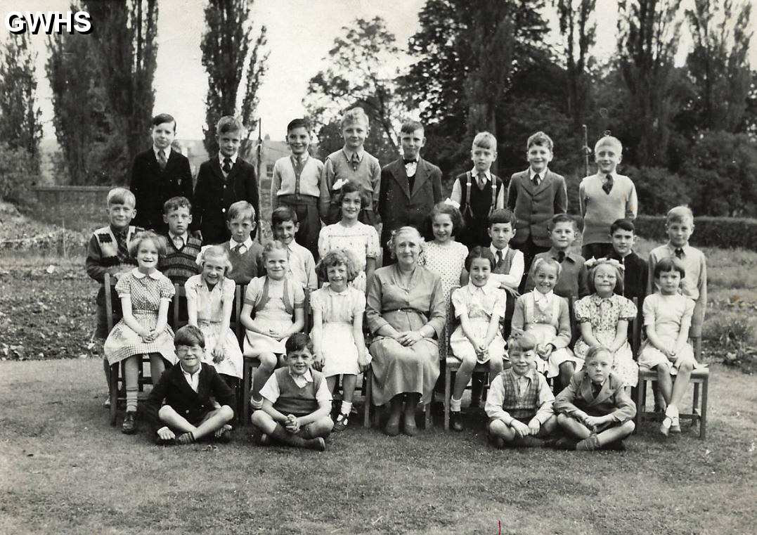 35-577 Long Street school Wigston Magna c.1955
