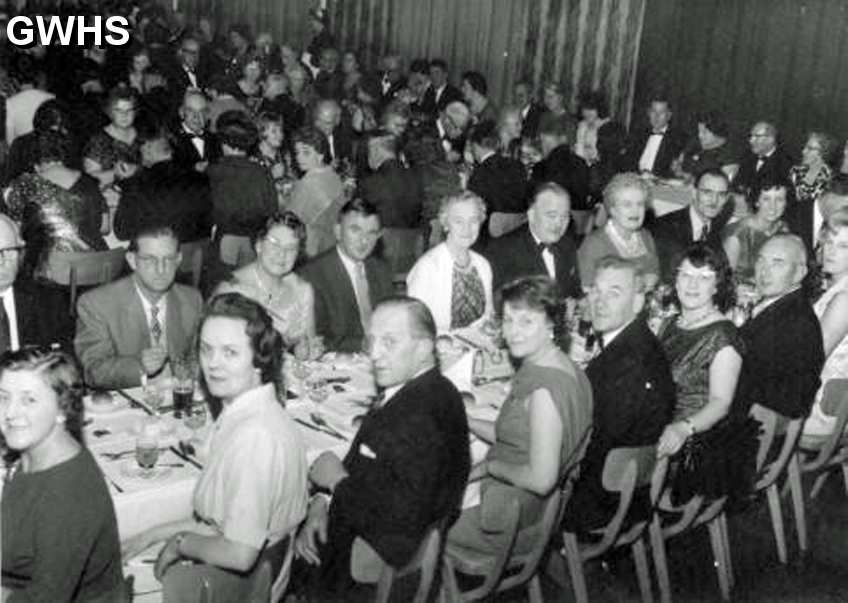 35-955 Wigston Civic Ball abt 1961. Held in the Clarence Ballroom.