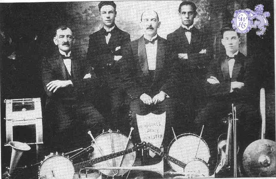 22-128 Wendoursee Dance Orchestra circa 1925
