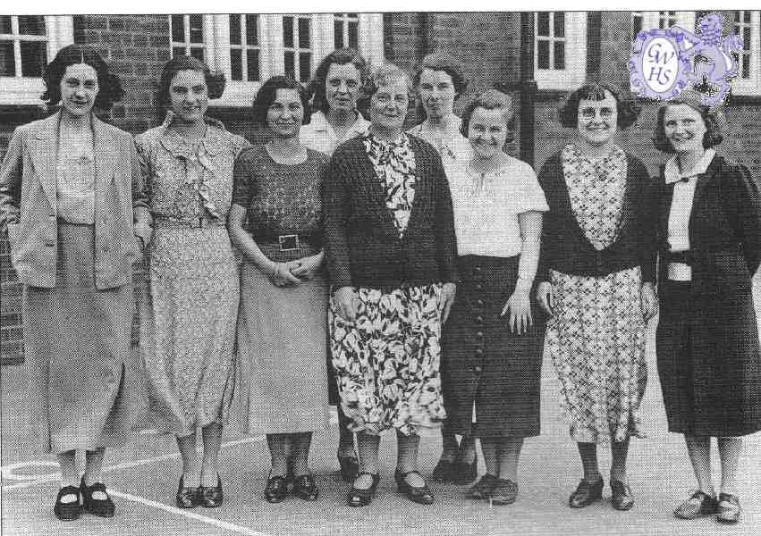 22-159 Bassett Street Infant's School teaching Staff circa 1930 centre Miss Richardson headmistress
