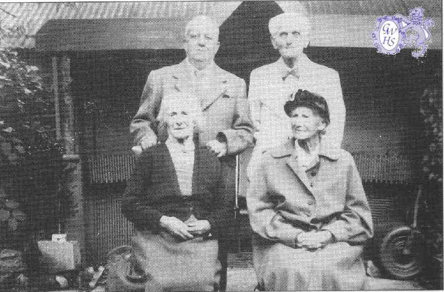 22-191 Mr & Mrs W L Freeman and Mr & Mrs C Moore circa 1958 both well know business families from South Wigston