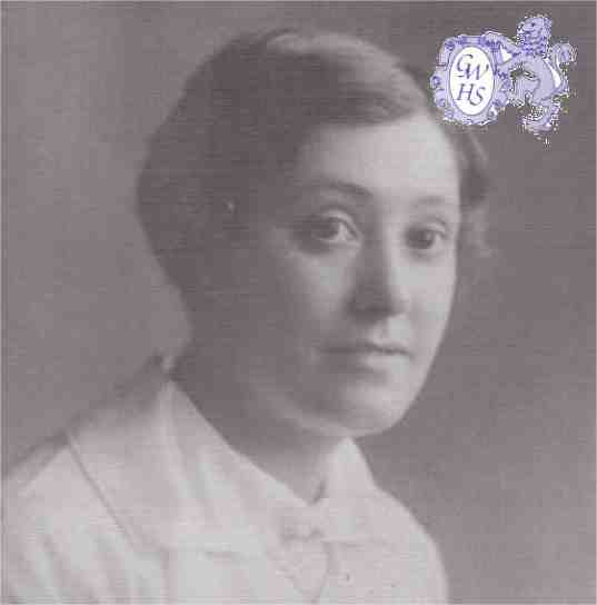 23-751 Nellie Ward - Arthur Chapmans wife b South Wigston c 1890