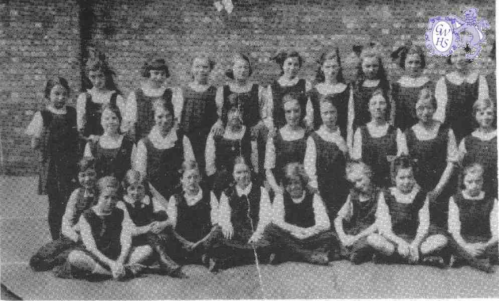 24-055 South Wigston Intermediate School pupils 1924