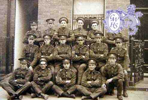 3-24 Young recruits billetted in South Wigston houses 1915