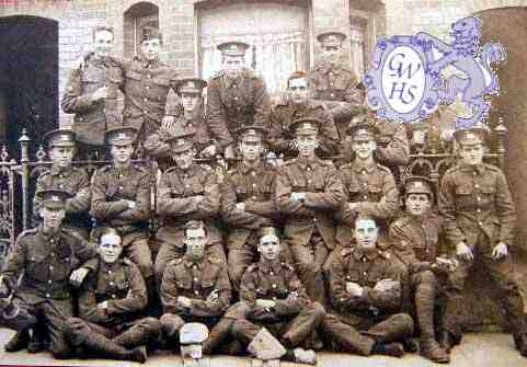 3-25 Young recruits billetted in South Wigston houses 1915