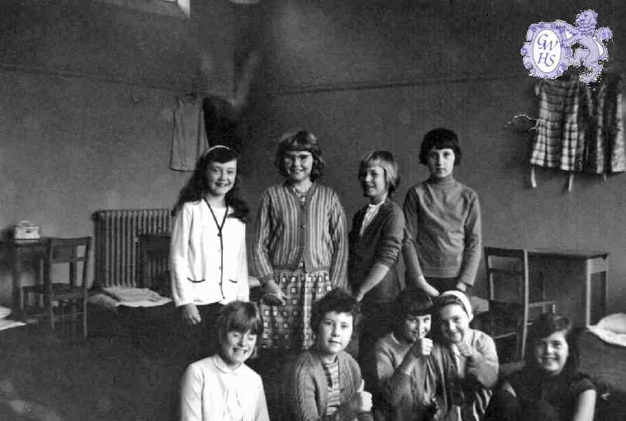 30-768 Bassett Street Junior School Trip to Church Langton School circa 1966
