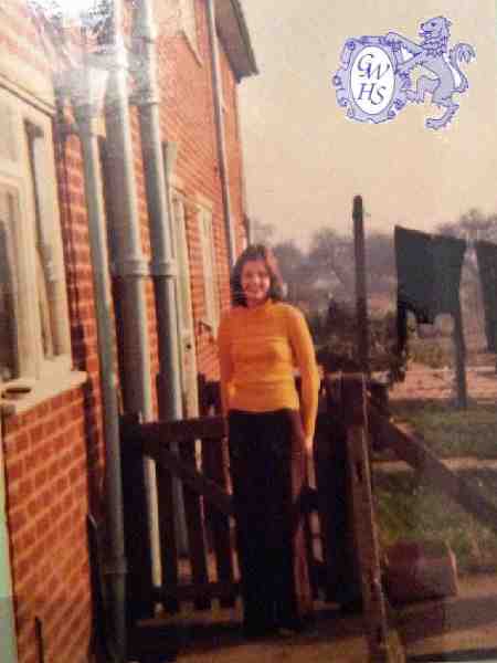 30-880 Brenda Slaney Lansdown Grove South Wigston 1973