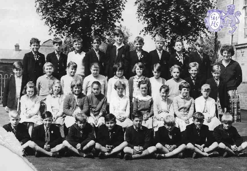 32-059 Class at Bassett Street School South Wigston