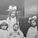 31-255 The Green children Hetty, Ivy and Arthur circa 1923