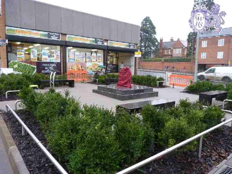 26-198 Wigston Town Centre re-opening and unveiling of the Jubilee Plaque Dec 2014