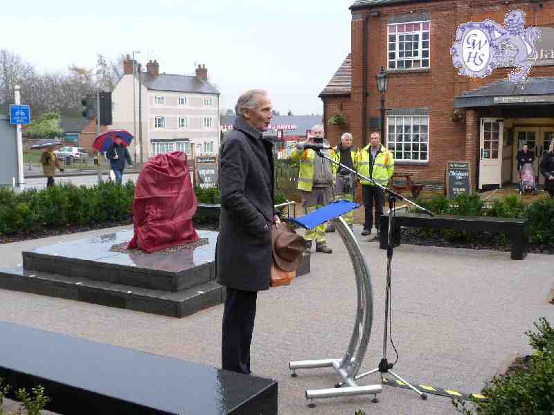 26-204 Wigston Town Centre re-opening and unveiling of the Jubilee Plaque Dec 2014