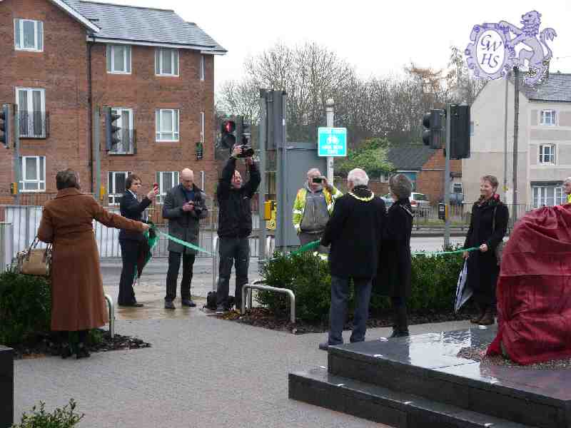 26-213 Wigston Town Centre re-opening and unveiling of the Jubilee Plaque Dec 2014