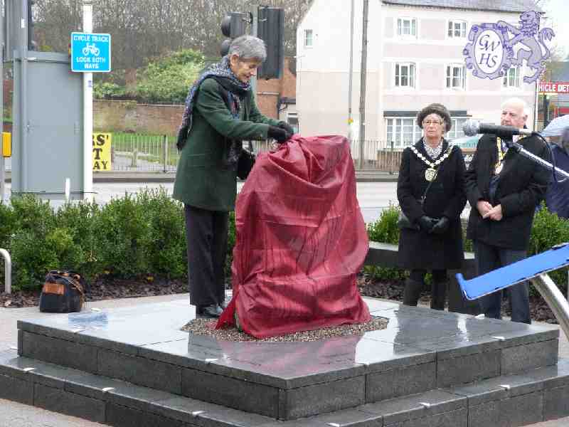 26-219 Wigston Town Centre re-opening and unveiling of the Jubilee Plaque Dec 2014