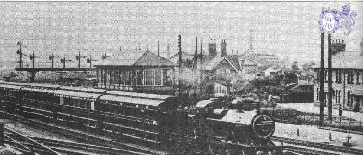 22-115 The Royal Train passing through Wigston marshalling yards in 1914 