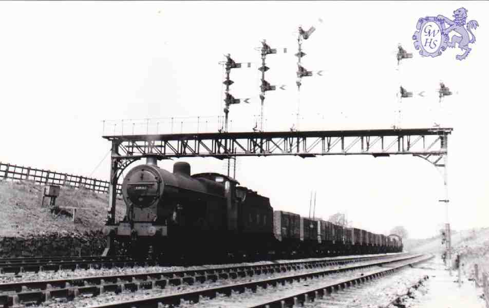 7-139 Freight train on main London line