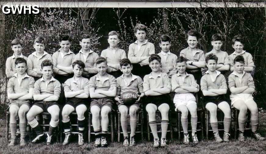 32-114 South Wigston High School Rugby team 1959