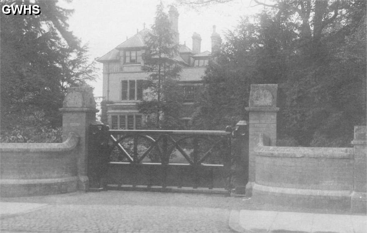 26-404a Bushloe House Station Road Wigston Magna c. 1910