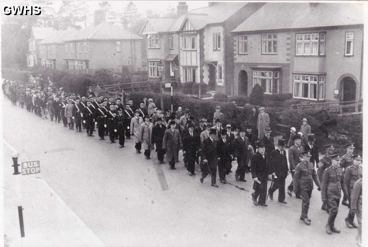8-294 Station Road Wigston Magna 1930 (Council Church Parade)