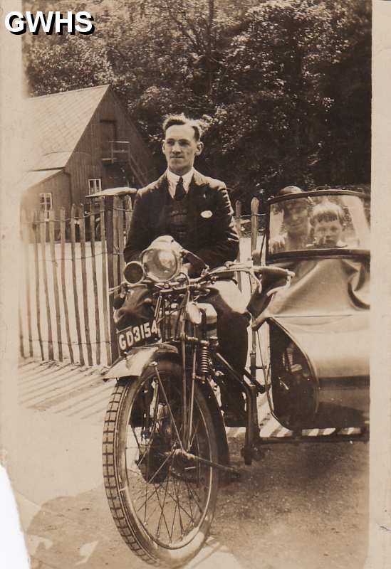 9-52 Motor Cycle & Side Car circa 1926