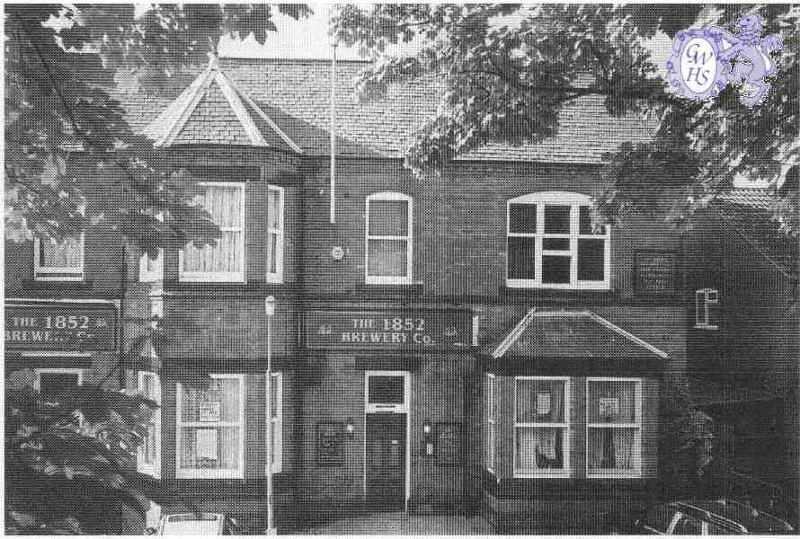 17-079 The 1852 Brewery Co in Station Road Wigston Magna was the Railway Hotel built around 1870