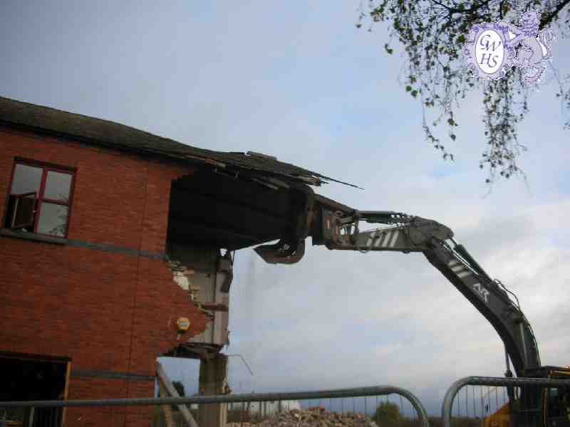 30-066 Demolition of Shoe Fayre corner where Kirkdale Road and Station Street 