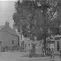 23-020  The Bank at the top of Bell Street Wigston Magna circa 1935 - The fountain commemorates 1897 Jubilee