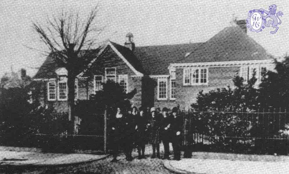 24-066 Timber Street entrance to Bassett Street Girls School South Wigston  c 1929