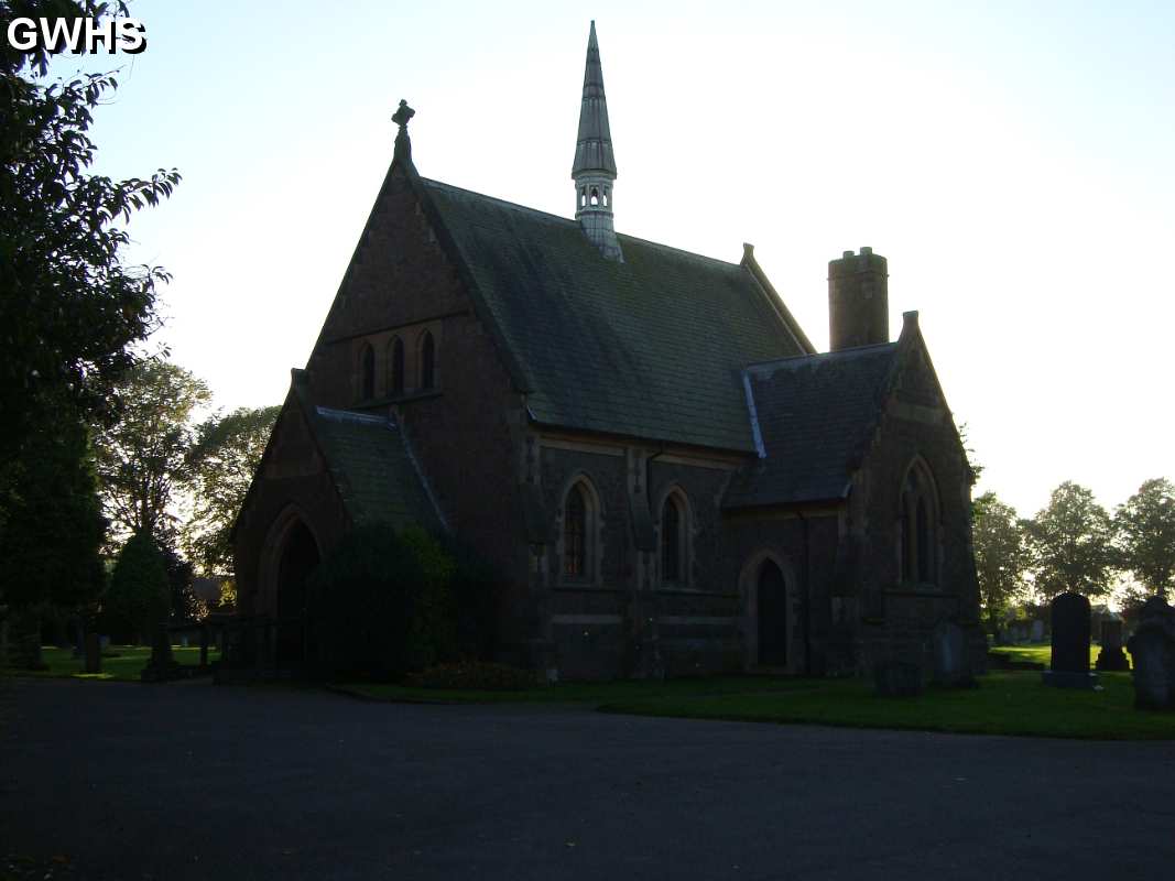 15-052 Chapel at Wigston Cemetery Welford Road Oct 2010