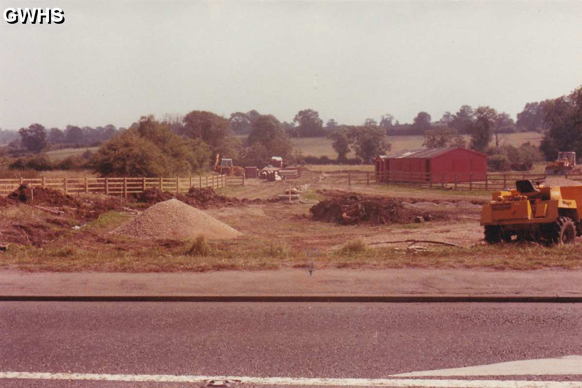 30-191 Start of the Wigston Harcourt Development taken from the cemetery island