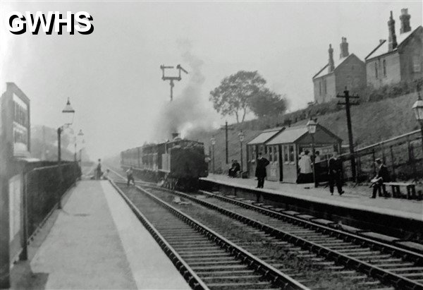 39-078 19th Centuary photograph at Wigston Glen Parva station