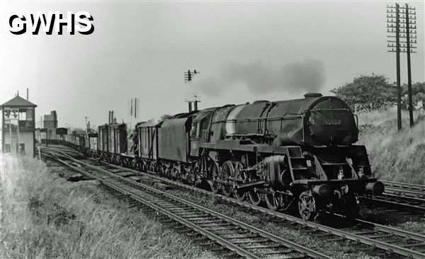 39-101 9F 2-10-0 No 92027 Wigston North Junction 1961