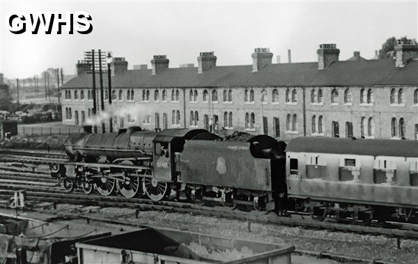 39-125 Jubilee 4-6-0 No 45569 Tasmania passing through Wigston North Junction 1959