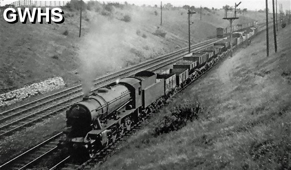 39-169 WD 2-8-0 No 7319 Leaving Wigston North Junction 1944