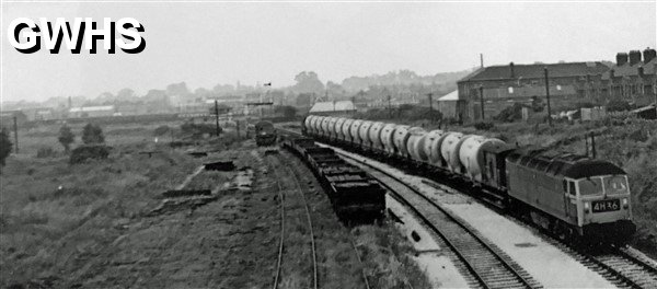 39-183 Blaby sidings 1968 with Brush type 4 D1643 pulling cement wagons