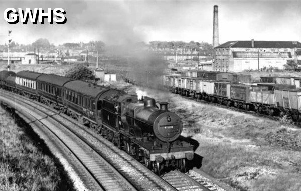39-202 'Compound' 4P 4-4-0 No 41123 passes Blaby Sidings with Leicester to Birmingham service