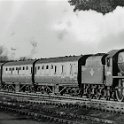 39-119 Jubilee 4-6-0 No 45626 passing through Wigston Magna station 1961