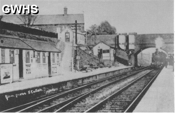 24-032 Glen Parva Station c 1923