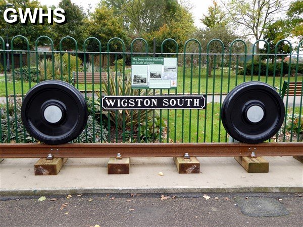 28-007 Display - Blaby Road Park, South Wigston - 2014  (John Stevenson)
