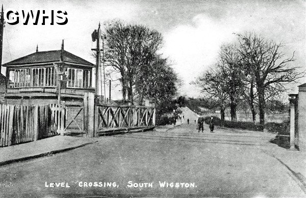 30-518a Level Crossing South Wigston