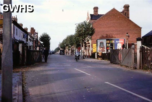 35-678 Level Crossing on Blaby Road South Wigston 1961