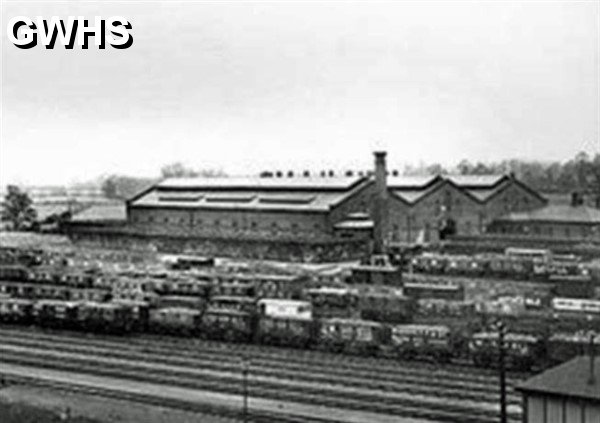 35-699 Wigston Sidings and Maintenance shed 1930's