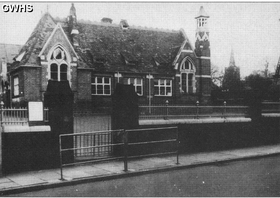 22-190 Bell Street Infants' School Wigston Magna circa 1960
