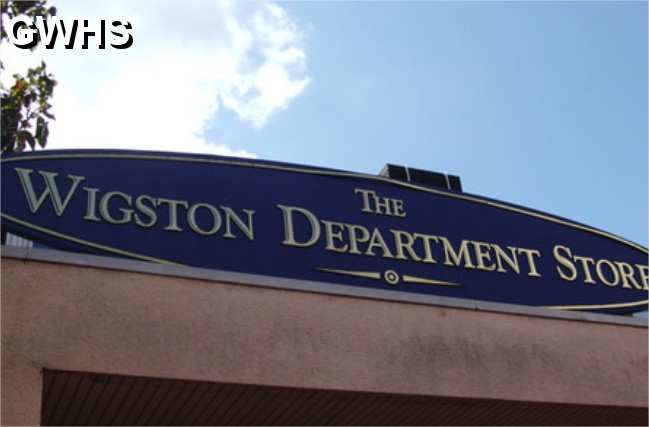 22-422 Wigston Department Store set to close Wigston 2013