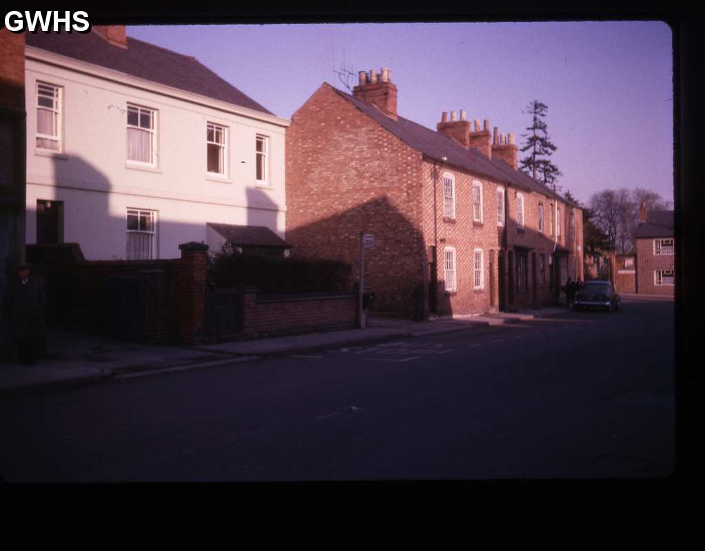 26-172 Top of Bell Street looking at Bull Head Street Wigston Magna circa 1970
