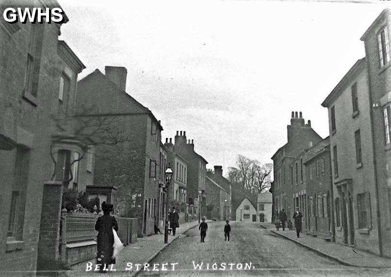 32-073 Bell Street Wigston Magna looking towards the bank - pre 1900