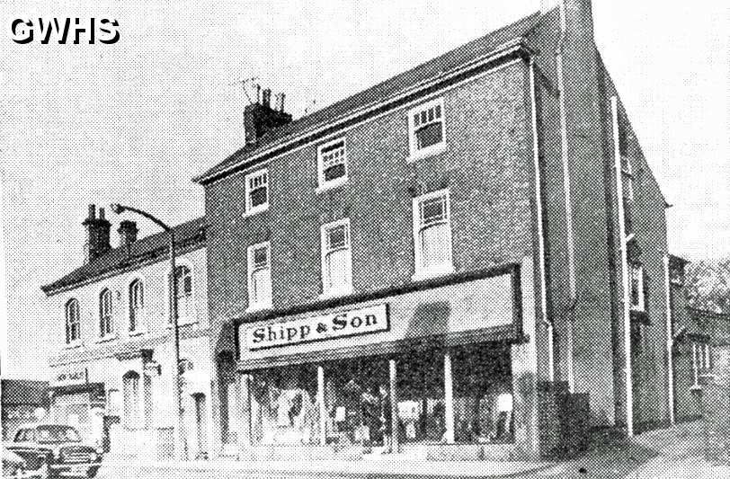 33-989 Shipp's Shop Bell Street. Previously known as the Bluebell Inn. Oadby & Wigston Advertiser 1967